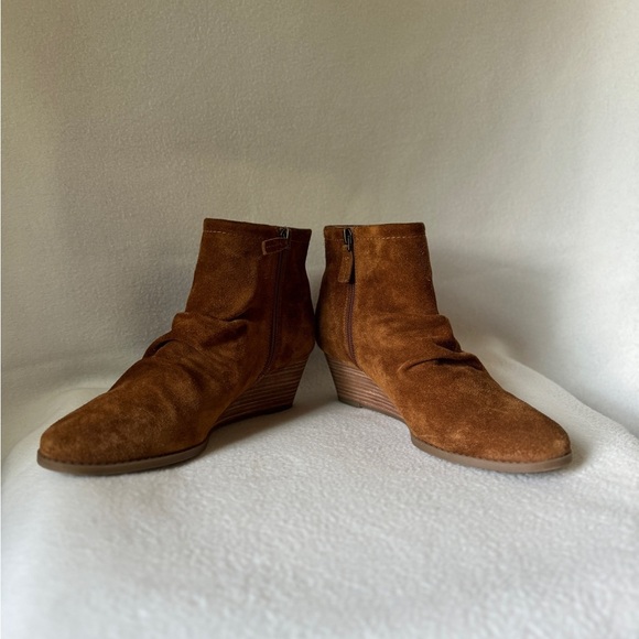 Franco Sarto Size 9M Suede Tan Cognac Wedge booties. - Picture 5 of 16